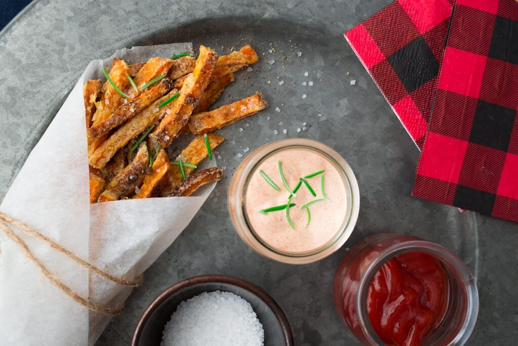 sweet potato fries with dipping sauces