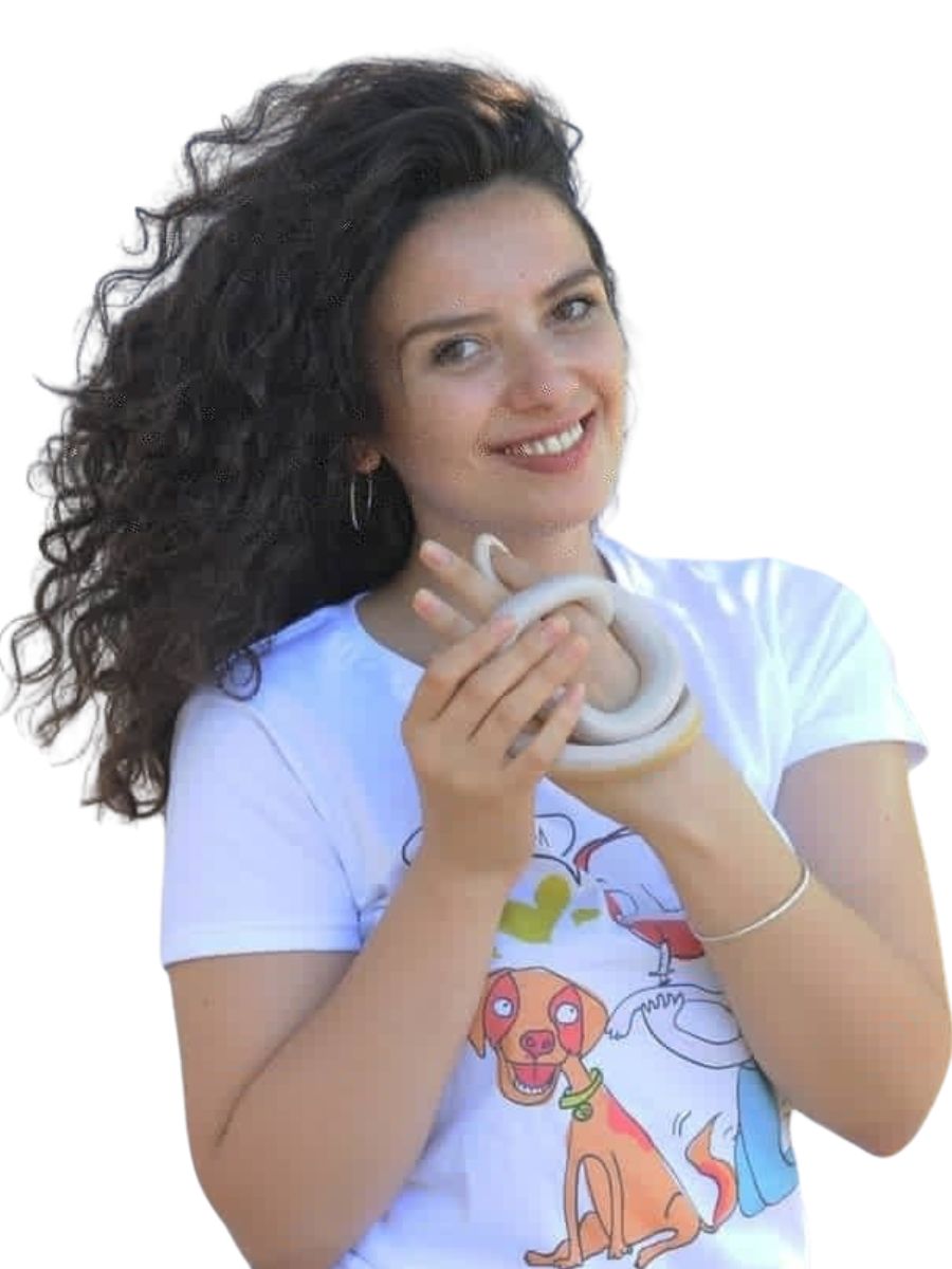 Headshot of Veterinarian Student Sandra Tashkovska